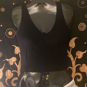 Free People ✌🏾 tank top 🖤 excellent condition 🥂🤍
